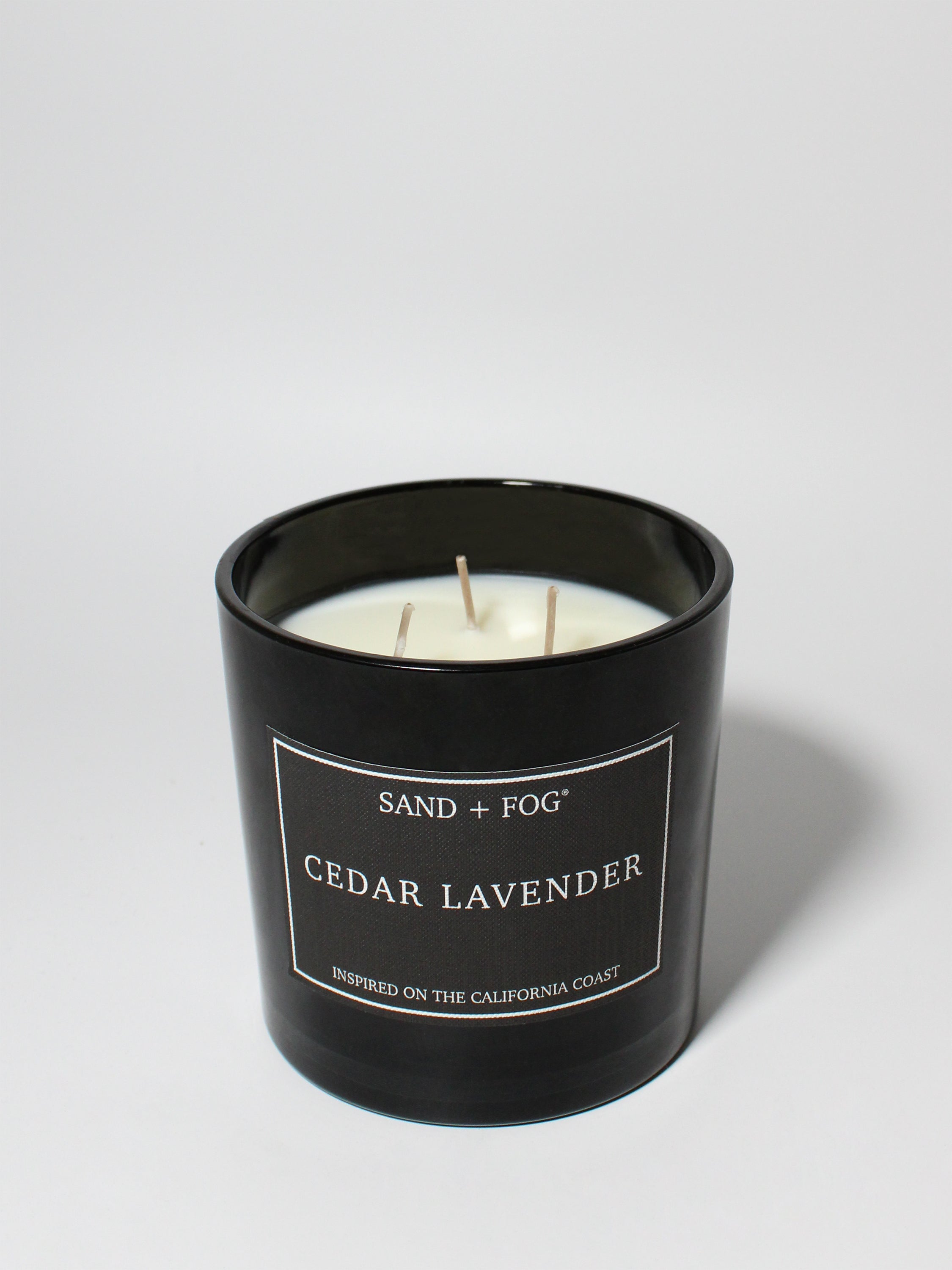 Cedar Lavender 21 oz scented candle Black vessel with Wood lid