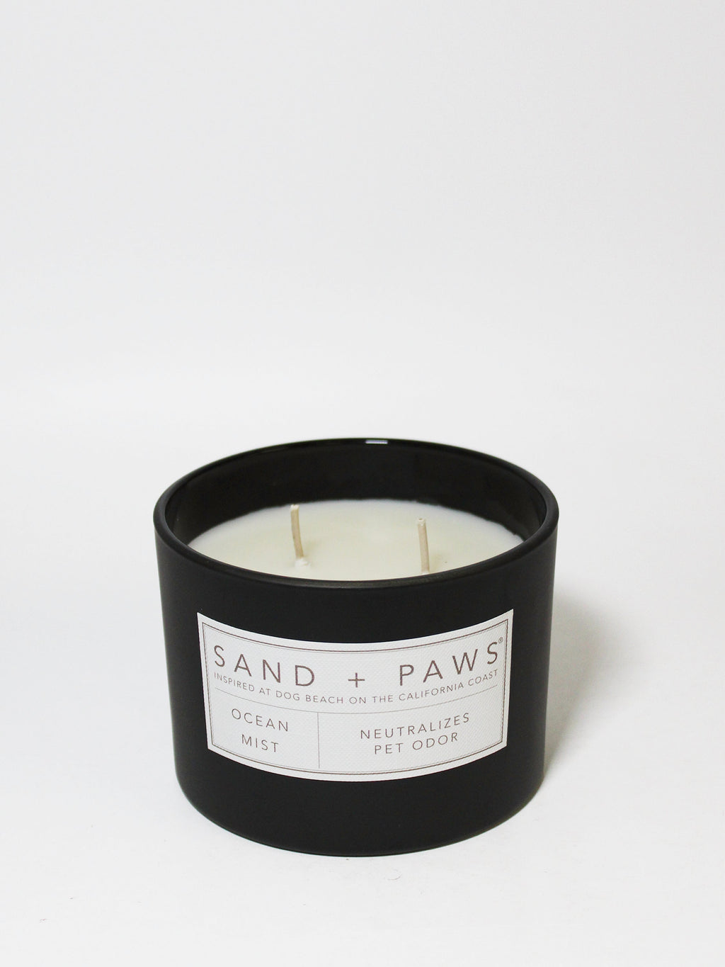 Sand + Paws Ocean Mist 12 oz scented candle
