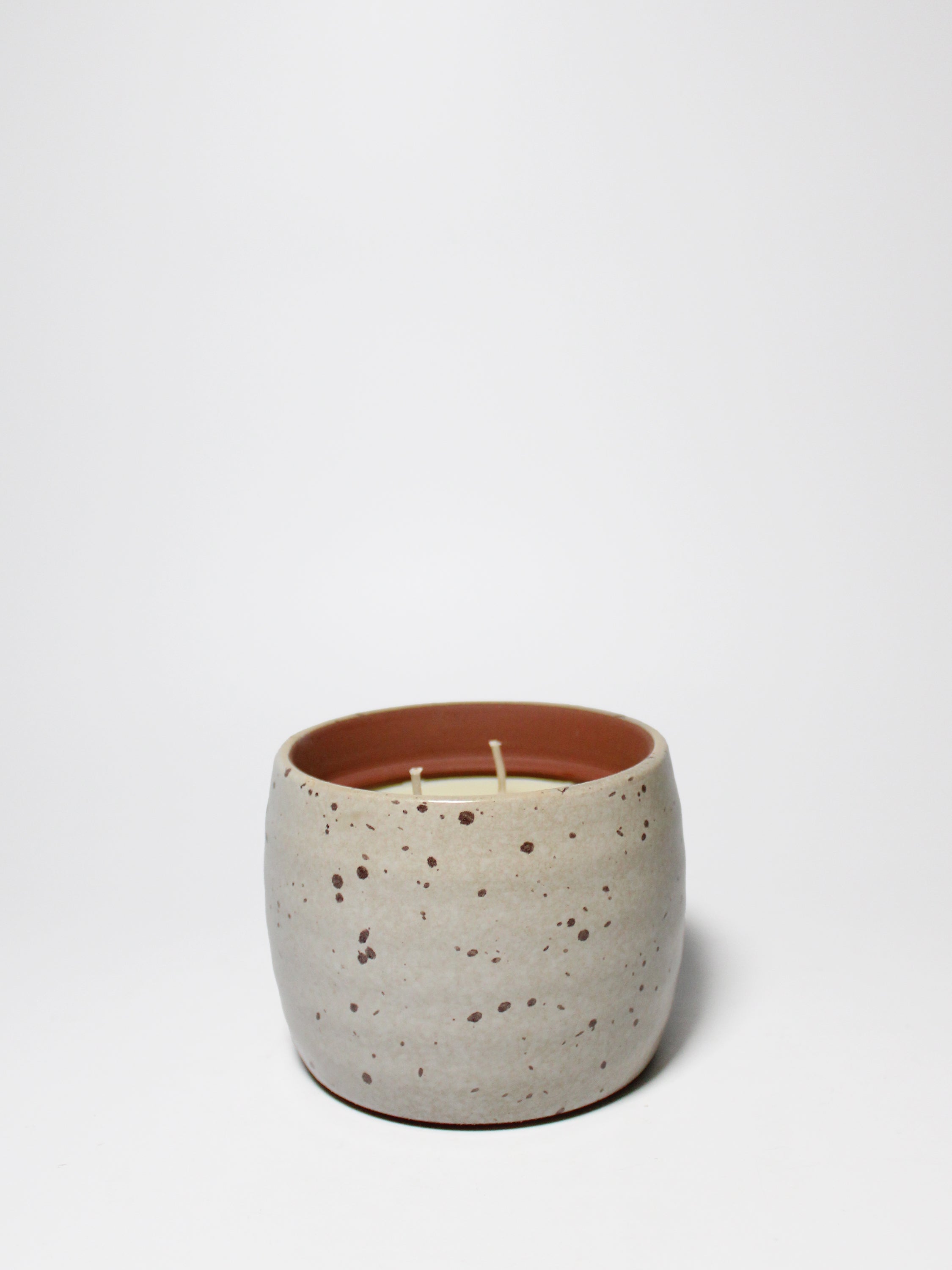 Ocean Mist Natural Home 13 oz scented candle