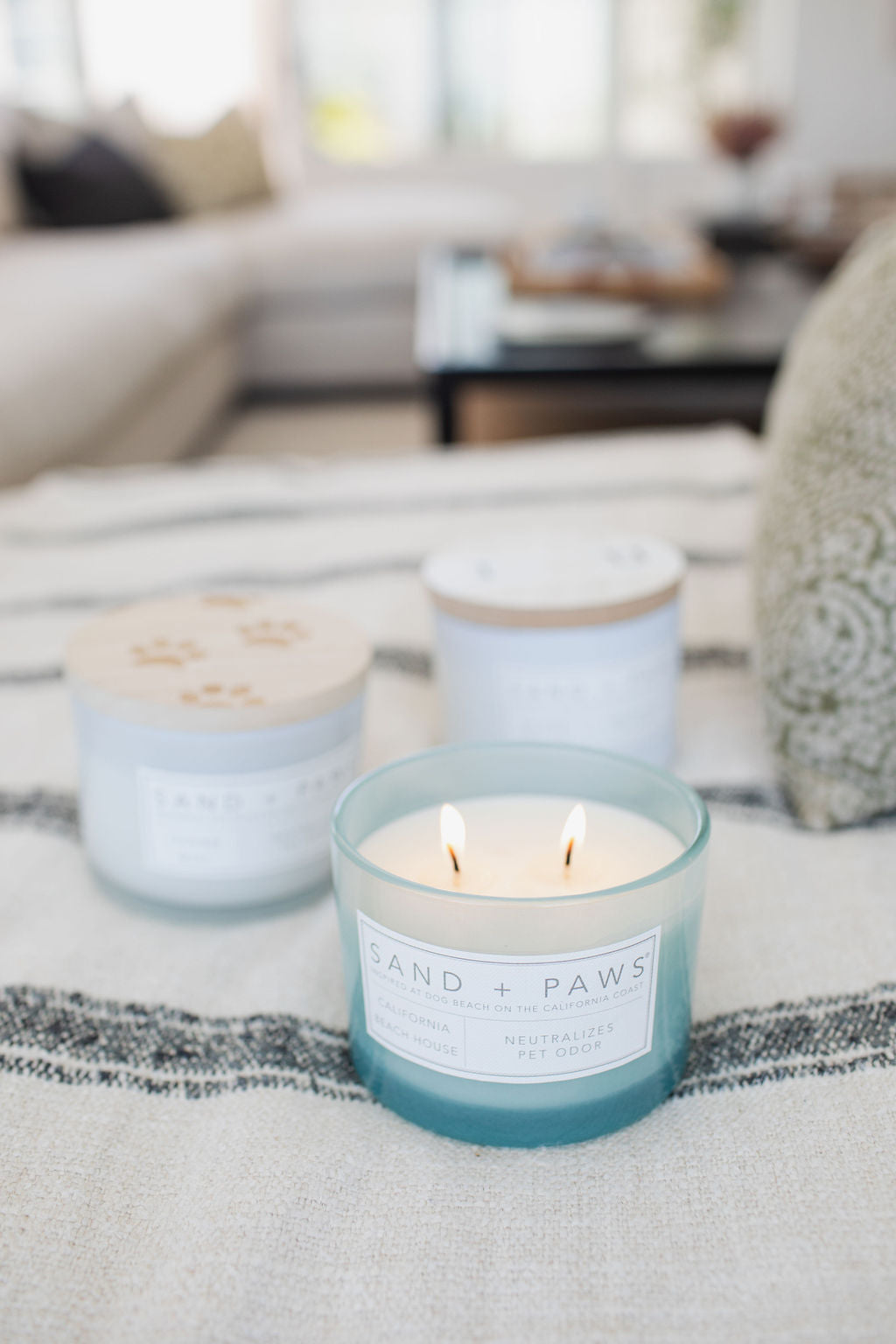 Sand + Paws California Beach House 12 oz scented candle