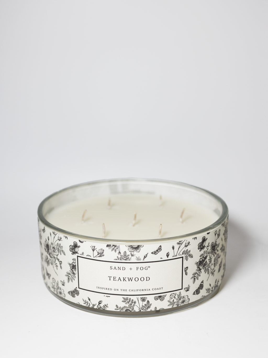 Teakwood 34 oz scented candle