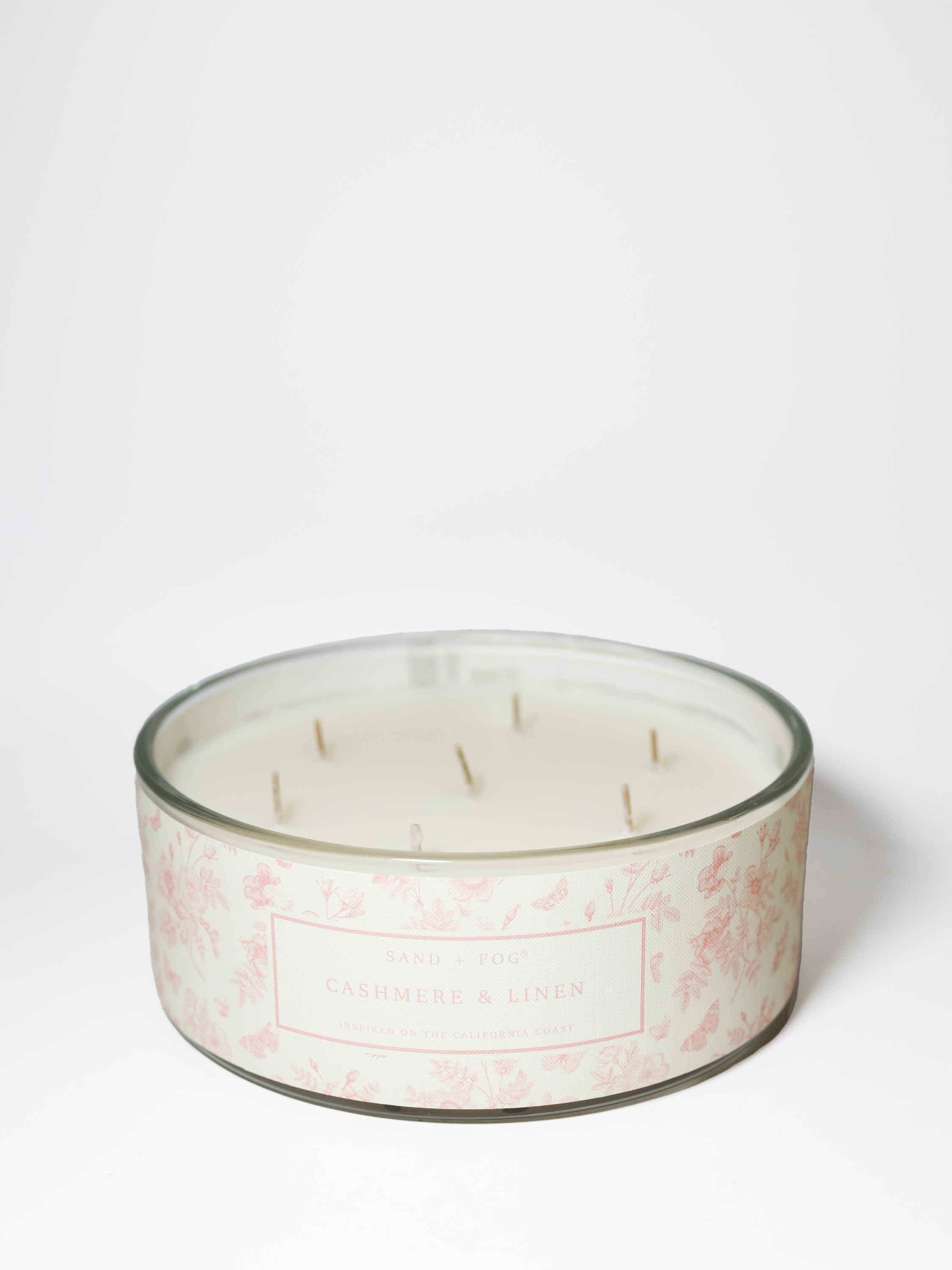 Cashmere & Linen 34 oz scented candle